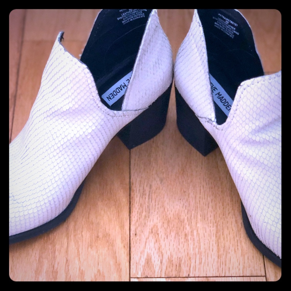 Steve Madden Petra Open Side Bootie
